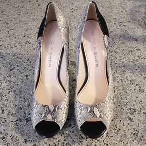 Marc Fisher Snake Print Silver and Black Peep Toe Platform Suede Heels 9